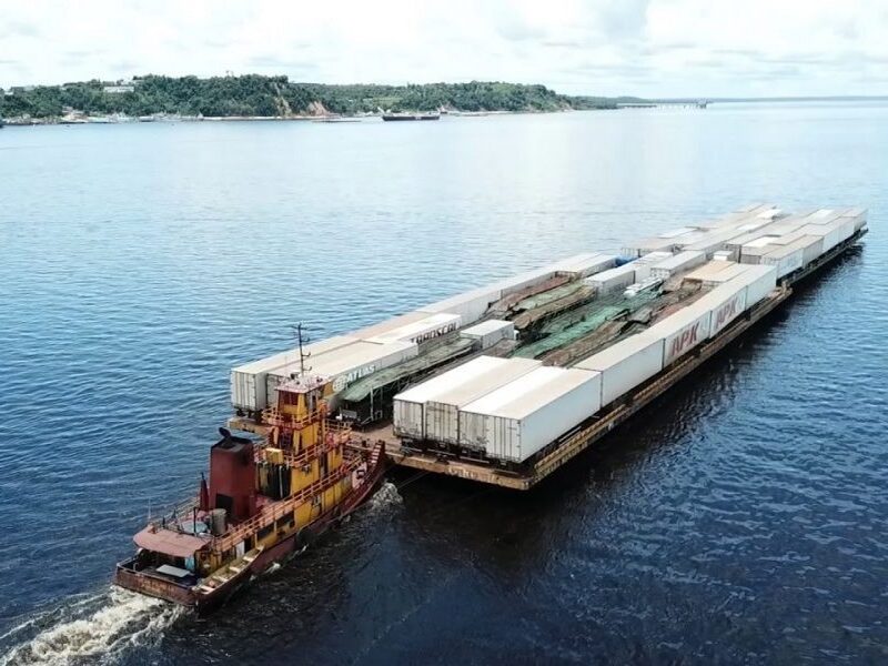 Transporte Fluvial de Cargas em Balsas